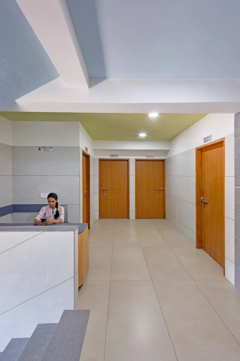 Reception desk staff at Shrey Hospital