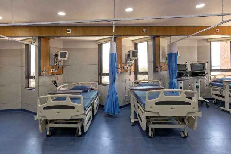 Twin sharing ward at Shrey Hospital